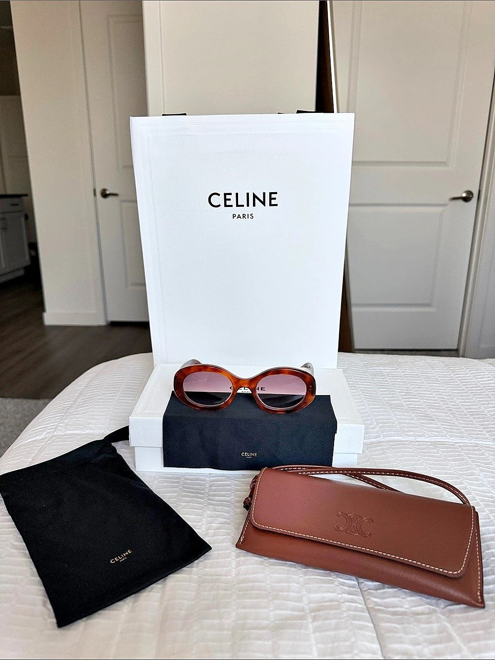 CELINE Triomphe 01 (Oval) Sunglasses in Acetate CL40194U Honey Havana